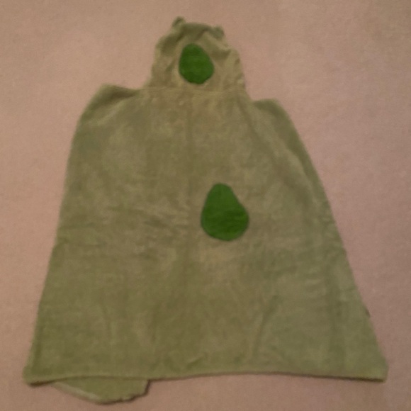 Pottery Barn kids hooded towel. 100% cotton. - Picture 4 of 6